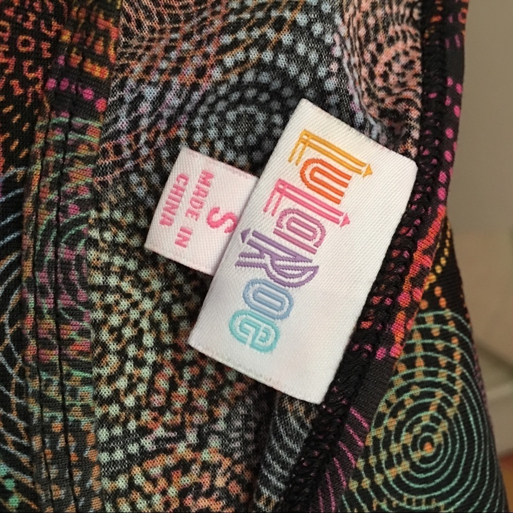 LulaRoe Psychedelic Irma Blouse size S - Picture 5 of 6